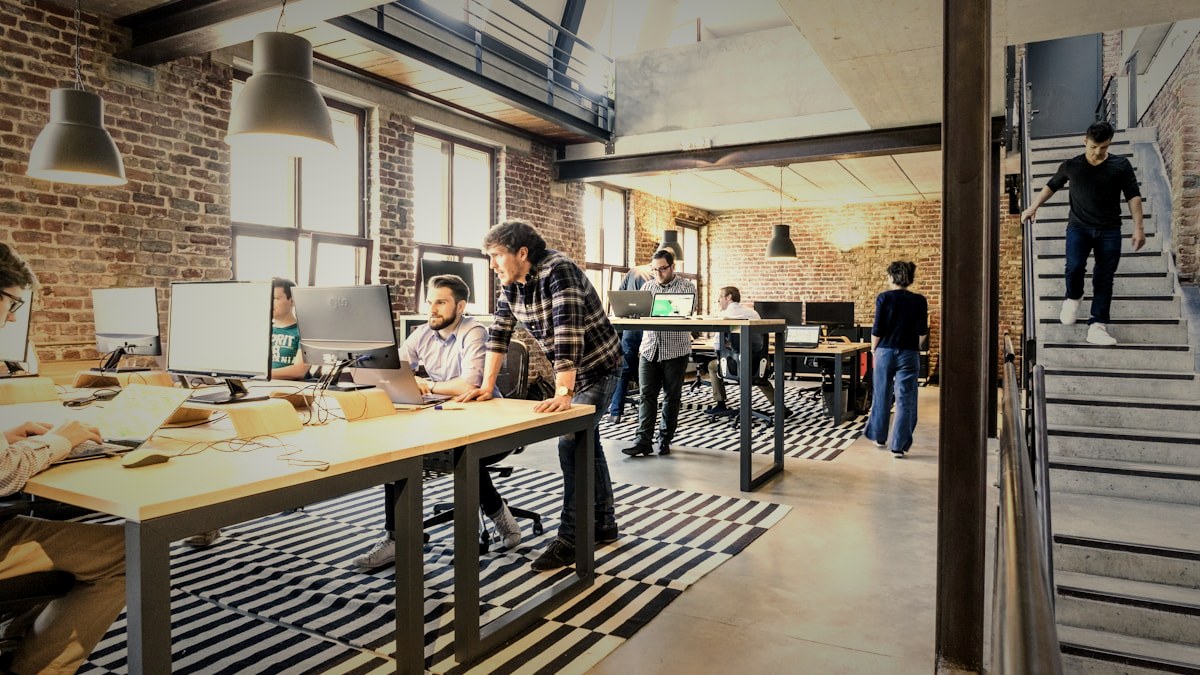 Účetnictví s.r.o. v roce 2026: Slovensko vs Česko